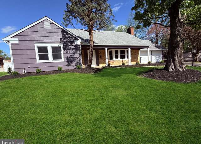 Property at 40 Torrington Ln, Willingboro, NJ 08046, 4 beds, 3 baths