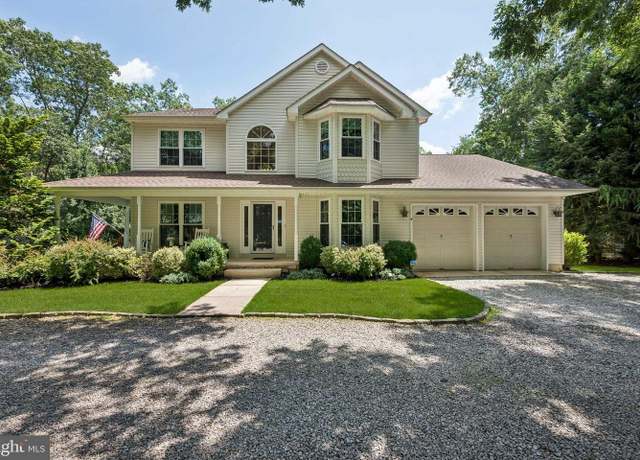 Property at 8 Silver Lake Dr, Shamong, NJ 08088, 4 beds, 2.5 baths