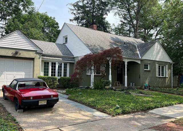 Property at 11 Harding Ter, Collingswood, NJ 08108, 3 beds, 1.5 baths