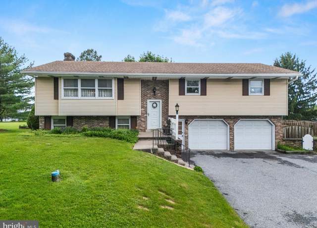 Property at 3311 Excelsior Rd, Schnecksville, PA 18078, 3 beds, 2 baths