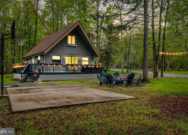 Property at 268 Outer Dr, Pocono Lake, PA 18347, 4 beds, 2 baths