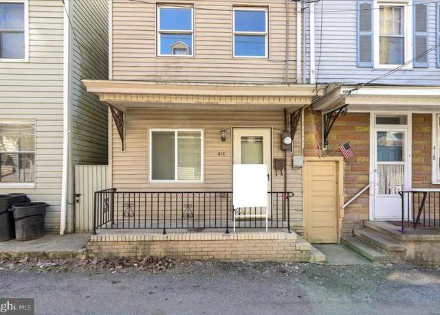 Property at 416 W Mount Vernon St, Shenandoah, PA 17976, 3 beds, 2 baths