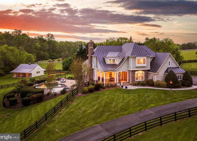 Property at 18969 Peale Ln, Leesburg, VA 20175, 5 beds, 5 baths