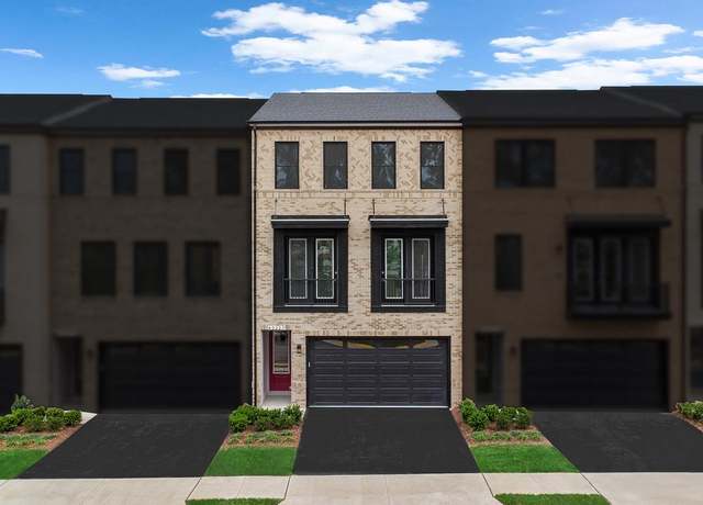 Property at 42227 Shining Star Sq, Ashburn, VA 20148, 3 beds, 3.5 baths
