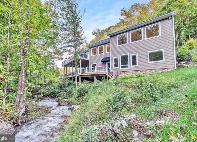 Property at 6932 Poage Valley Rd Ext Rd, Roanoke, VA 24018, 4 beds, 5 baths