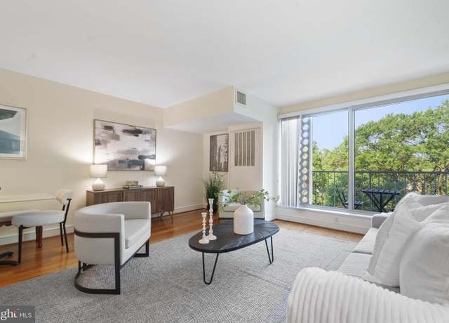 Property at 800 4th St SW Unit S421, Washington, DC 20024, 2 beds, 1 bath