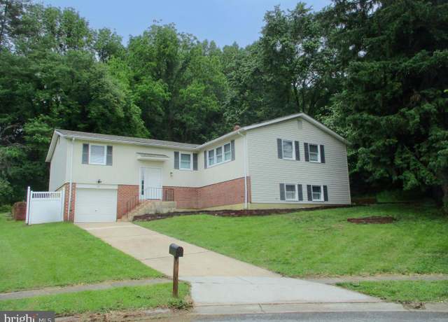 Property at 13 Pinyon Pine Cir, Wilmington, DE 19808, 4 beds, 2.5 baths