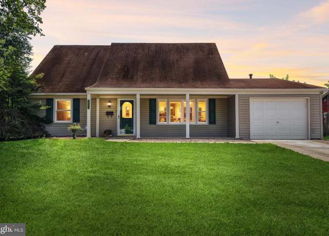 Property at 4412 Ockford Ln, Bowie, MD 20715, 5 beds, 2 baths