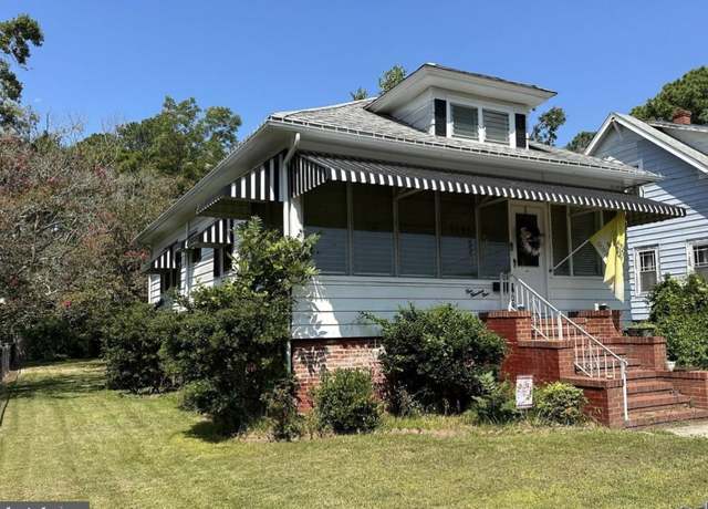 Property at 409 Myrtle St, Crisfield, MD 21817, 2 beds, 1.5 baths