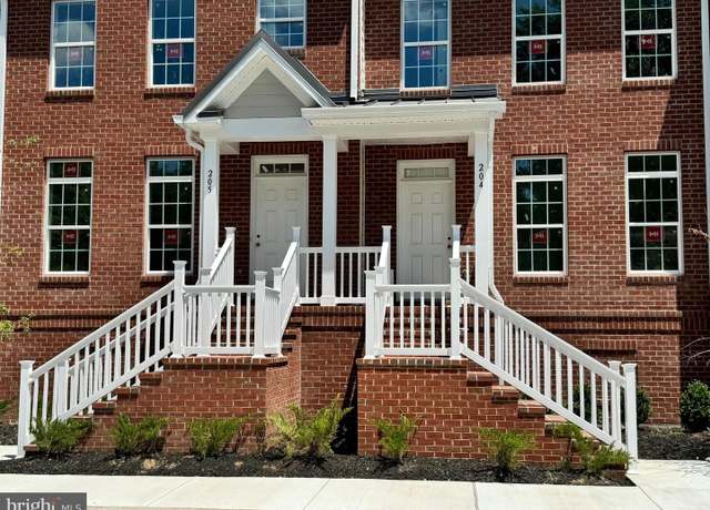 Property at 300 Dixon St #204, Easton, MD 21601, 3 beds, 3 baths