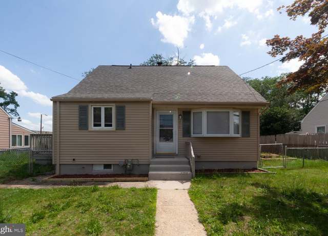 Property at 2114 S Brighton Ave, Clementon, NJ 08021, 3 beds, 2 baths