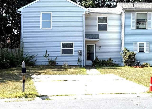 Property at 61 Edinshire Rd, Sicklerville, NJ 08081, 3 beds, 1 bath