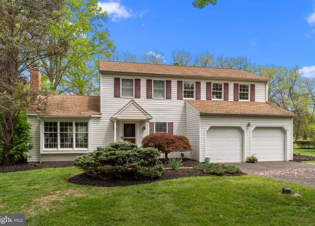 Property at 112 Teal Dr, Doylestown, PA 18901, 3 beds, 2.5 baths