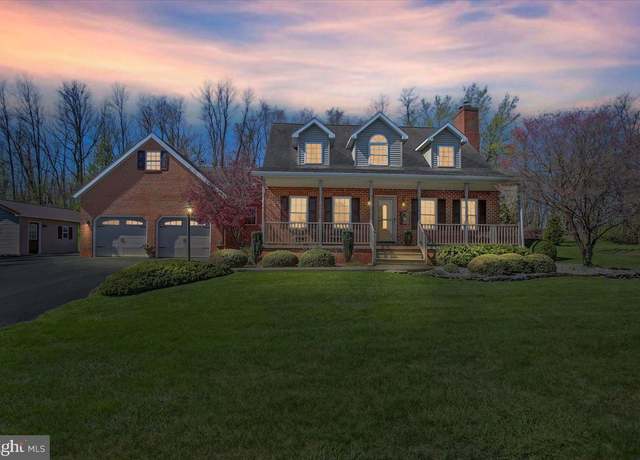 Property at 750 Baltimore Rd, Shippensburg, PA 17257, 3 beds, 2.5 baths