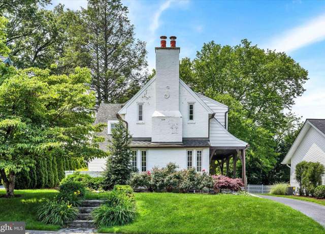 Property at 340 N 24th St, Camp Hill, PA 17011, 3 beds, 1.5 baths