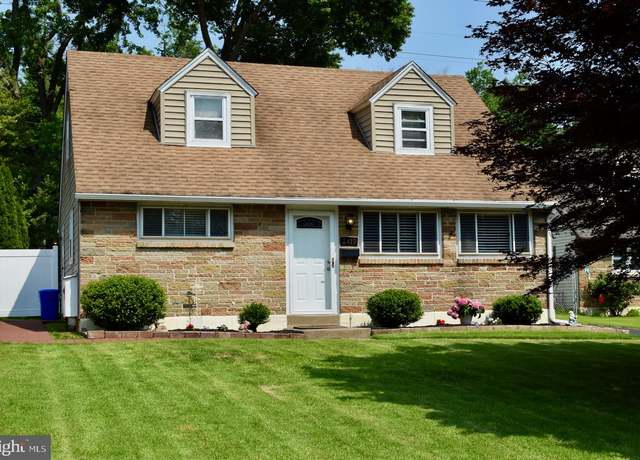 Property at 2419 Secane Rd, Secane, PA 19018, 4 beds, 1.5 baths