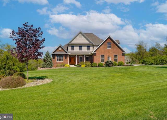 Property at 239 Abishire Way, Chambersburg, PA 17202, 5 beds, 4 baths