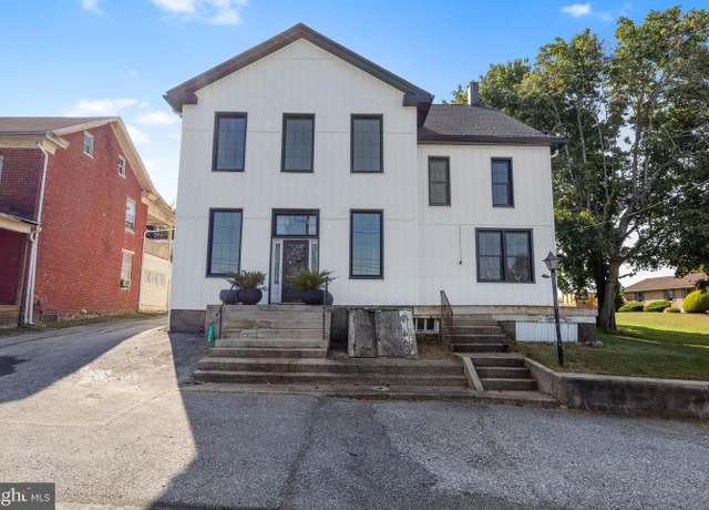 Property at 12344 Susquehanna Trl S, Glen Rock, PA 17327, 4 beds, 3 baths