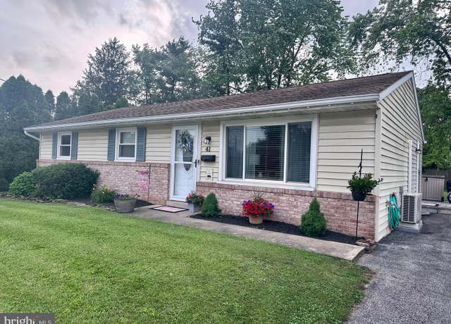 Property at 41 Butter Rd, Dover, PA 17315, 3 beds, 1.5 baths