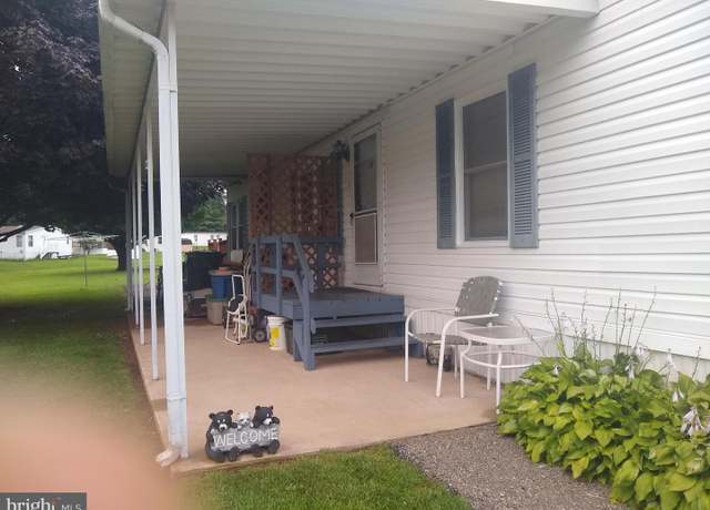Property at 109 Honey Locust Cir, Dover, PA 17315, 3 beds, 2 baths
