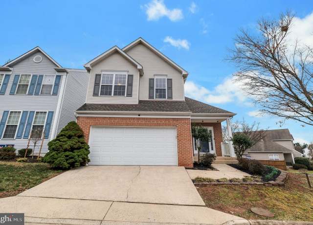 Property at 6005 Honnicut Dr, Centreville, VA 20121, 3 beds, 3.5 baths