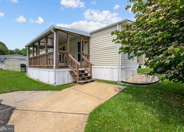 Property at 75 Kathy Ln #656, Wilmington, DE 19808, 3 beds, 1.5 baths