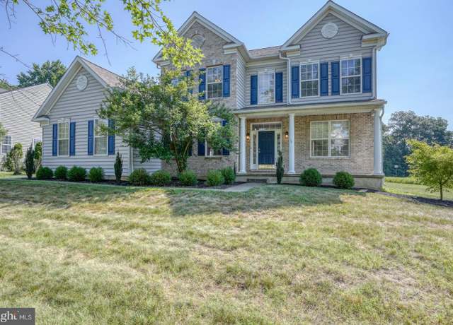 Property at 94 Willow Grove Mill Dr, Middletown, DE 19709, 4 beds, 2.5 baths