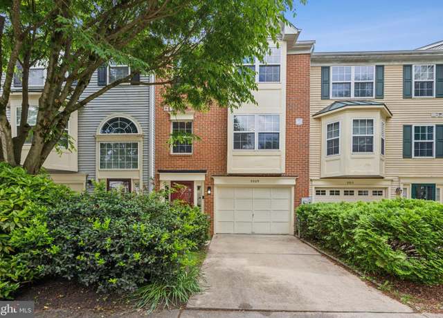 Property at 3009 Spice Bush Rd, Laurel, MD 20724, 3 beds, 3 baths