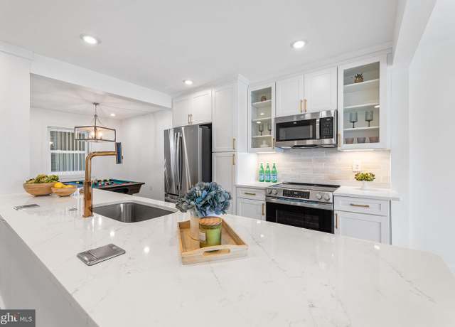 Property at 615 Salt Spray Rd Unit 3E, Ocean City, MD 21842, 2 beds, 2 baths