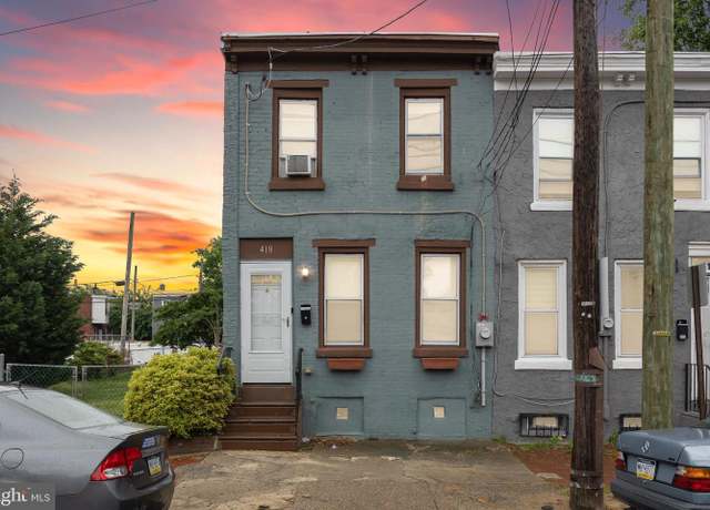Property at 418 Vine St, Camden, NJ 08102, 2 beds, 1 bath