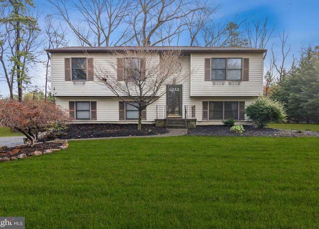 Property at 20 Holly Trl, Alloway, NJ 08001, 4 beds, 2 baths