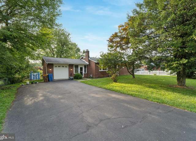 Property at 4030 Bensalem Blvd, Bensalem, PA 19020, 3 beds, 2 baths