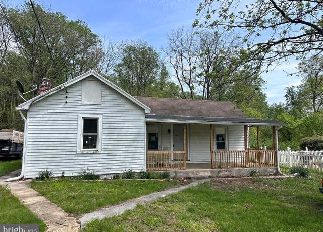 Property at 1384 Roundtop Rd, Middletown, PA 17057, 2 beds, 1 bath