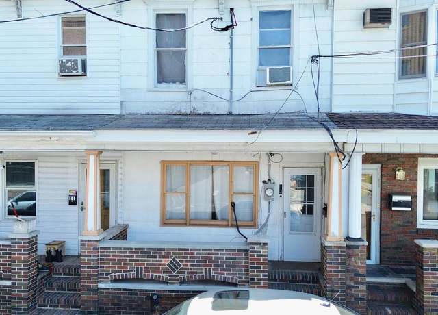 Property at 13 Lewis St, Minersville, PA 17954, 3 beds, 1 bath