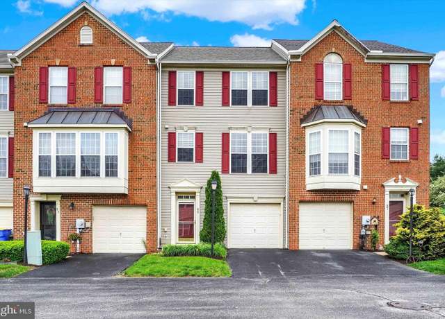 Property at 85 Messina Ct, Shrewsbury, PA 17361, 3 beds, 2.5 baths
