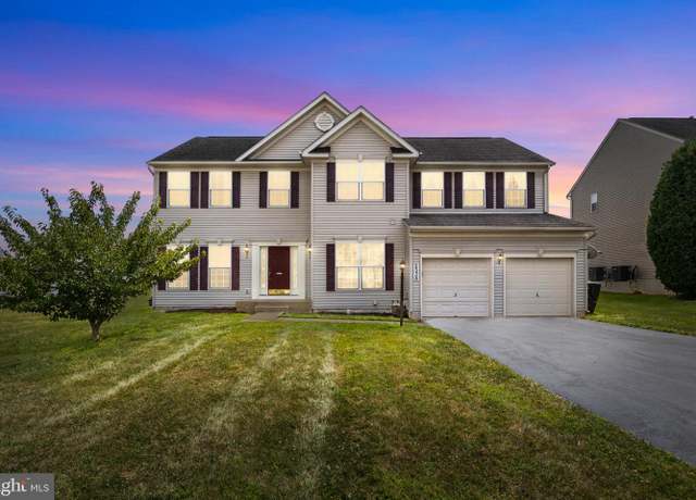 Property at 2538 Brownstone Ct, Dover, PA 17315, 5 beds, 3.5 baths