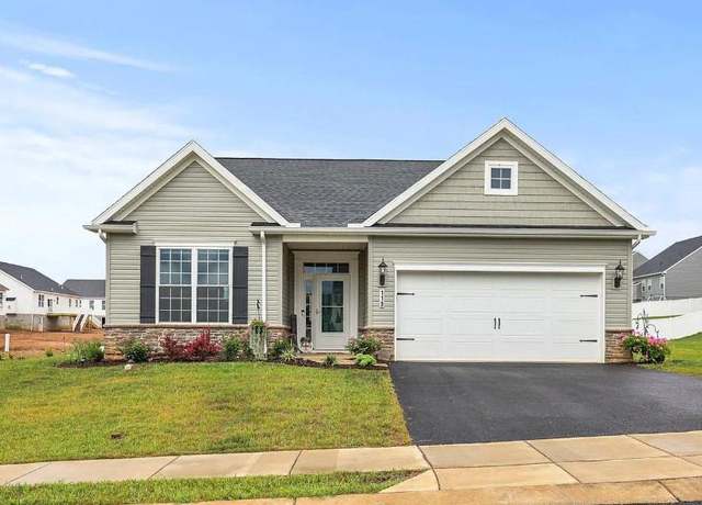 Property at 279 Edie Cir #116, Stewartstown, PA 17363, 3 beds, 2 baths