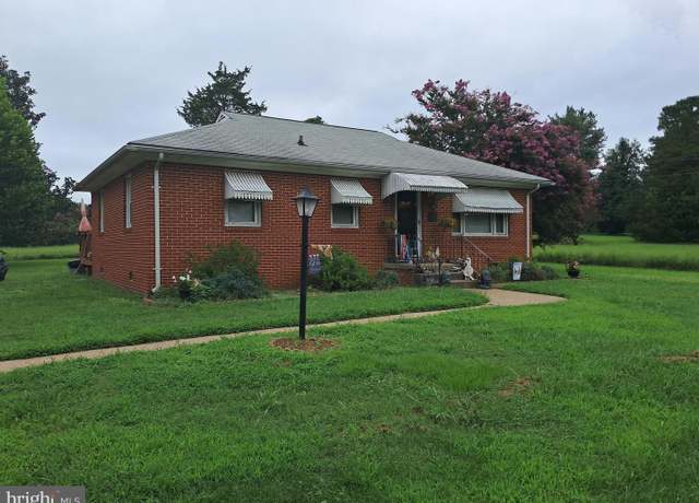 Property at 518 E Washington St, Highland Springs, VA 23075, 3 beds, 1 bath