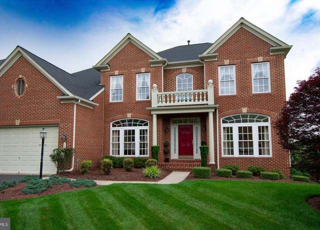 Property at 19123 Dalton Points Pl, Leesburg, VA 20176, 4 beds, 3.5 baths