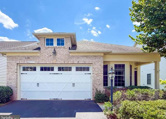 Property at 44357 Sunset Maple Dr, Ashburn, VA 20147, 2 beds, 2 baths