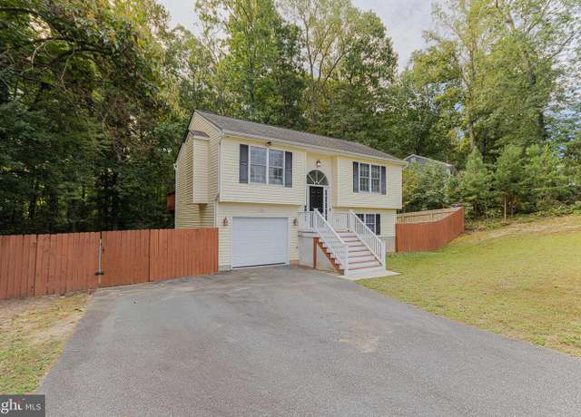 Property at 534 Pleasants Dr, Fredericksburg, VA 22407, 3 beds, 2 baths