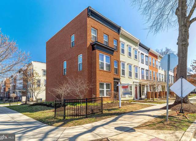 Property at 3602 Grant Pl NE, Washington, DC 20019, 3 beds, 3.5 baths