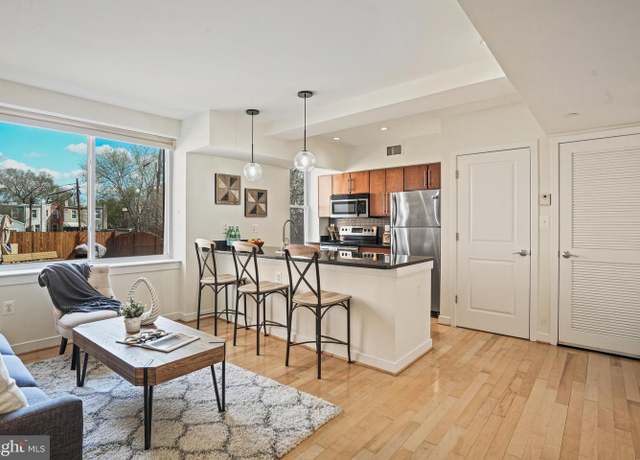 Property at 420 16th St SE #103, Washington, DC 20003, 1 bed, 1 bath