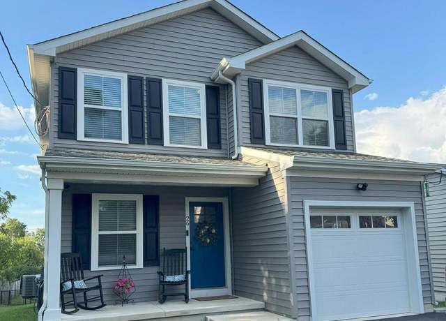Property at 26 Altoona Ave, New Castle, DE 19720, 3 beds, 2.5 baths