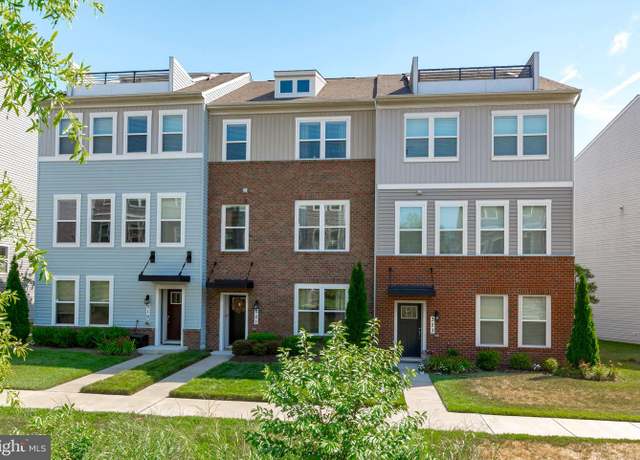 Property at 321 Bright Light Ct, Edgewater, MD 21037, 3 beds, 3.5 baths