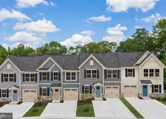Property at 2468 Silver Leaf Dr, Frederick, MD 21702, 4 beds, 3.5 baths