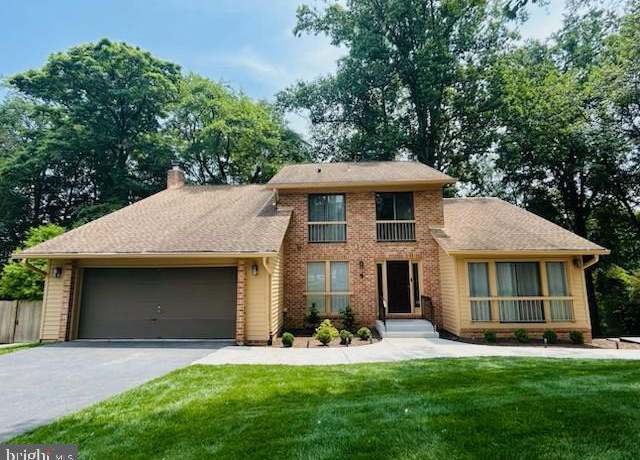 Property at 4 Eaglebrook Ct, Rockville, MD 20854, 5 beds, 3.5 baths