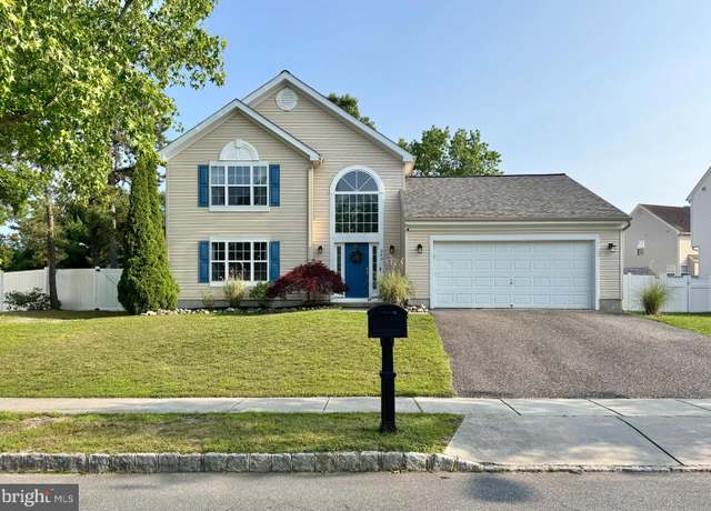 Property at 243 Churchill Dr, Egg Harbor Township, NJ 08234, 4 beds, 2.5 baths