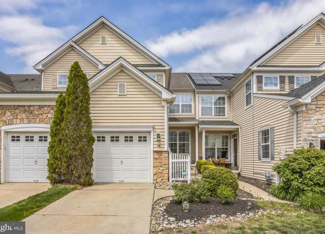 Property at 46 Stern Light Dr, Mount Laurel, NJ 08054, 3 beds, 3 baths