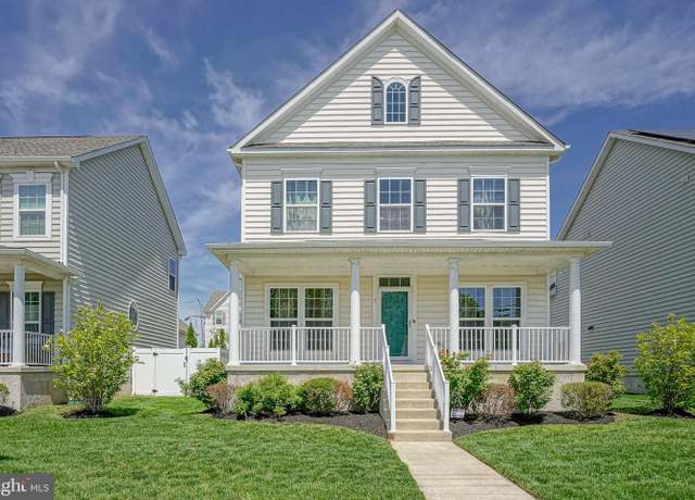 Property at 3 Ella Ln, Mount Holly, NJ 08060, 3 beds, 2.5 baths